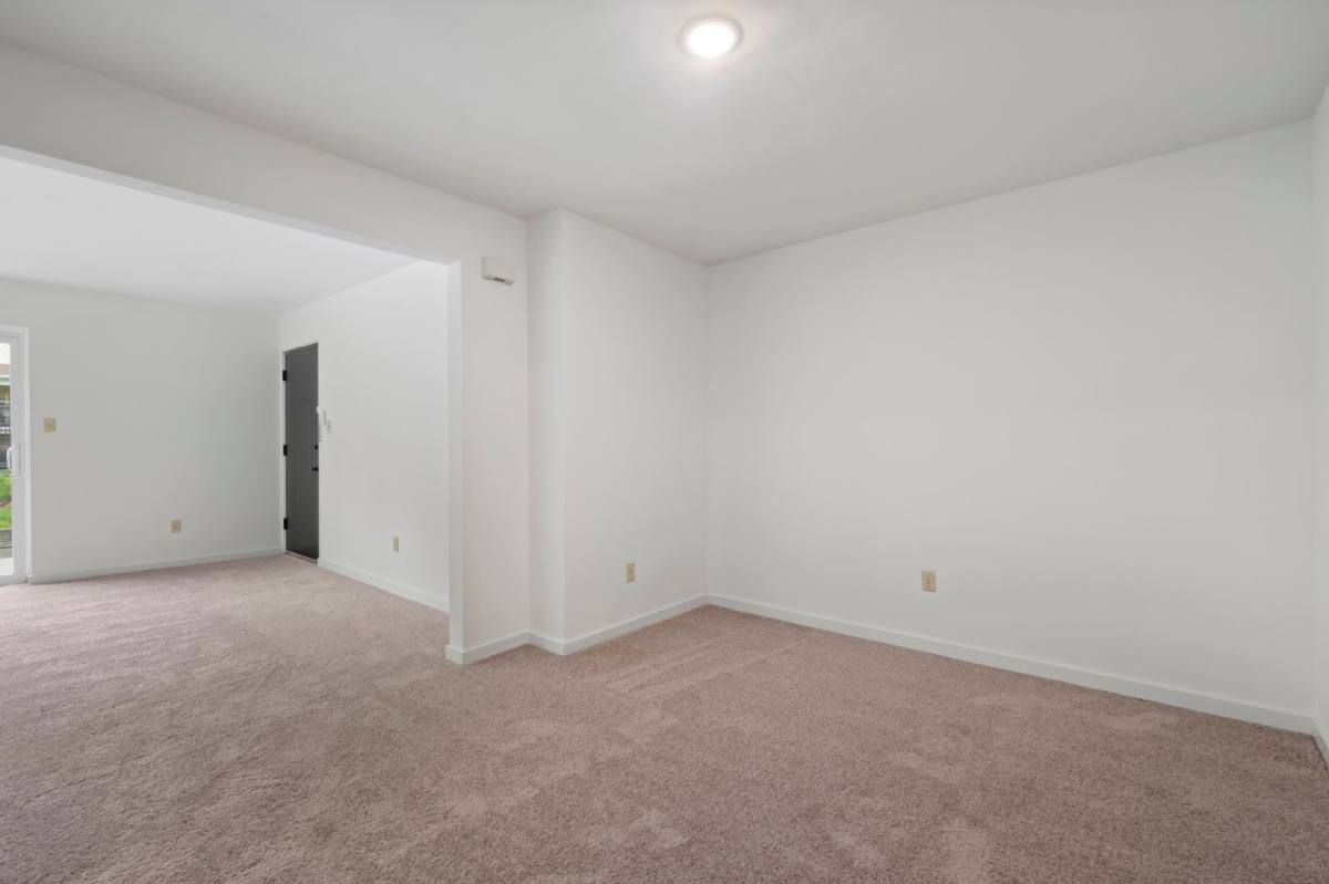 Apartment for rent at 129 Fountain St, Pittsburgh, PA 15205
