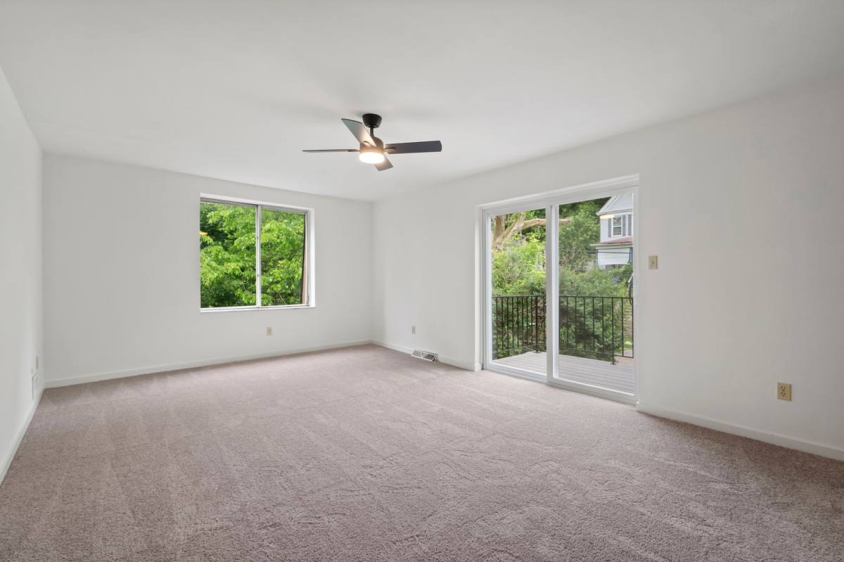 Apartment for rent at 129 Fountain St, Pittsburgh, PA 15205