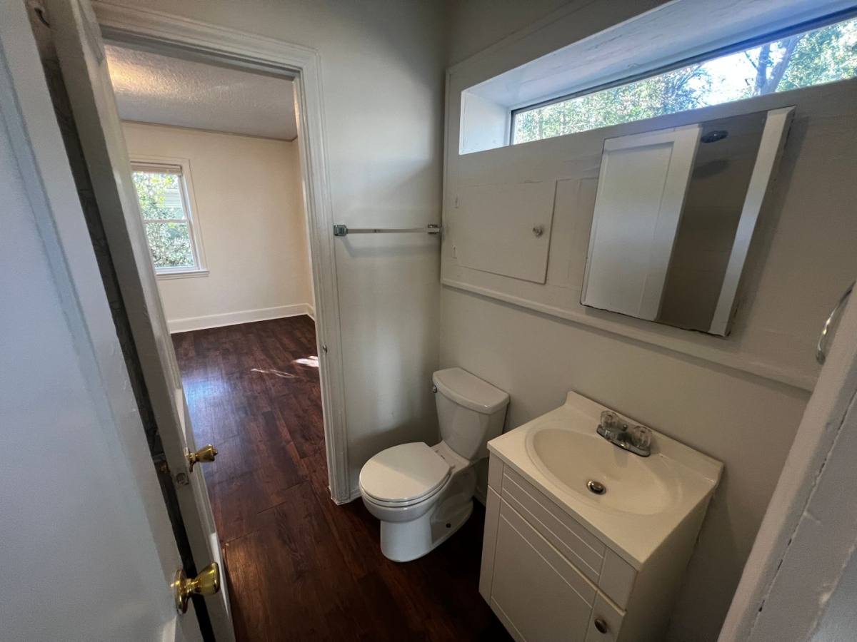 House for rent at 4 Prancer Ave, Greenville, SC 29605