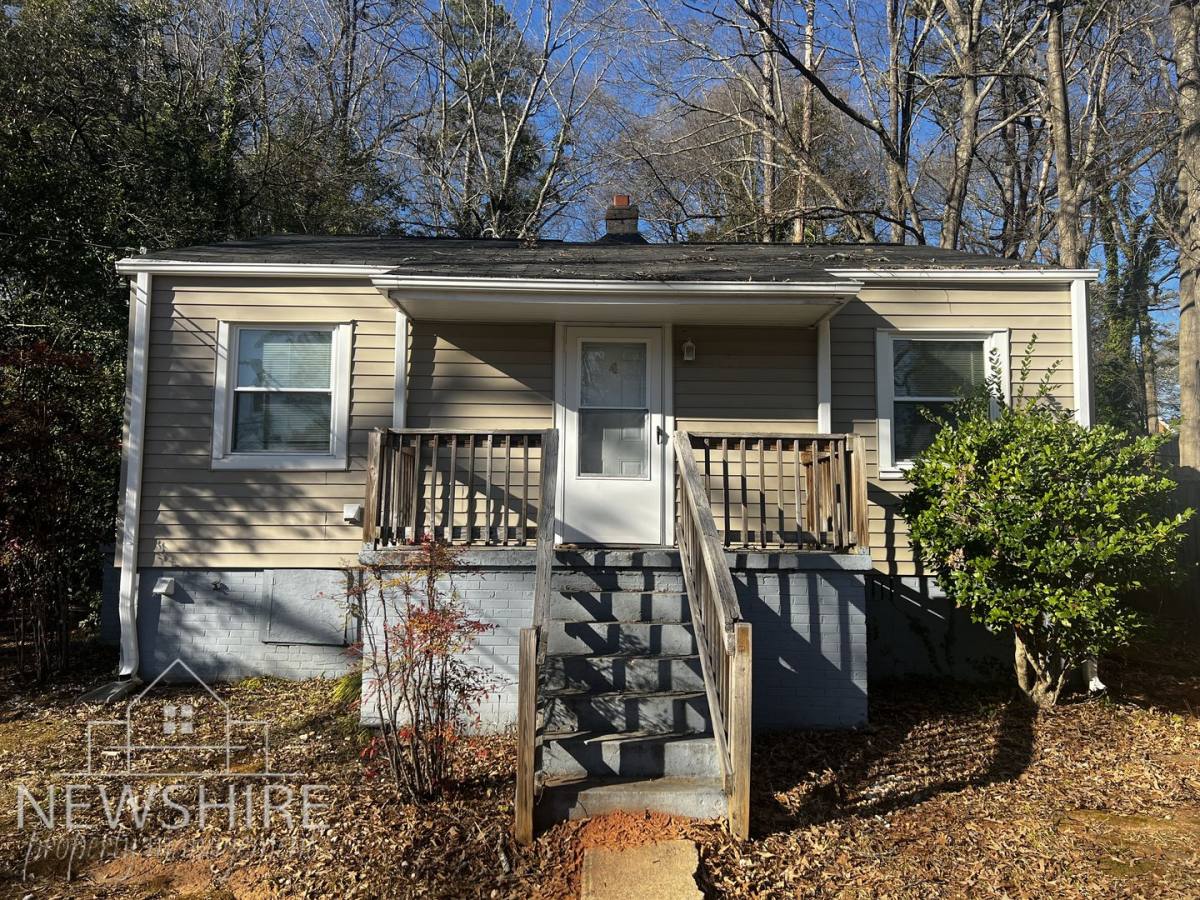 House for rent at 4 Prancer Ave, Greenville, SC 29605