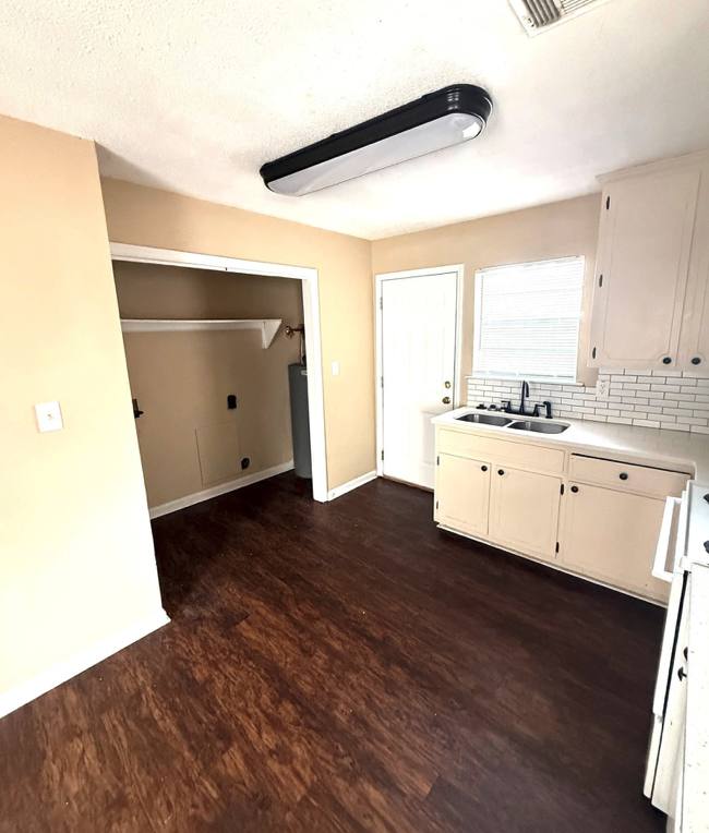 House for rent at 6265 Wares Ferry Rd, Montgomery, AL 36117