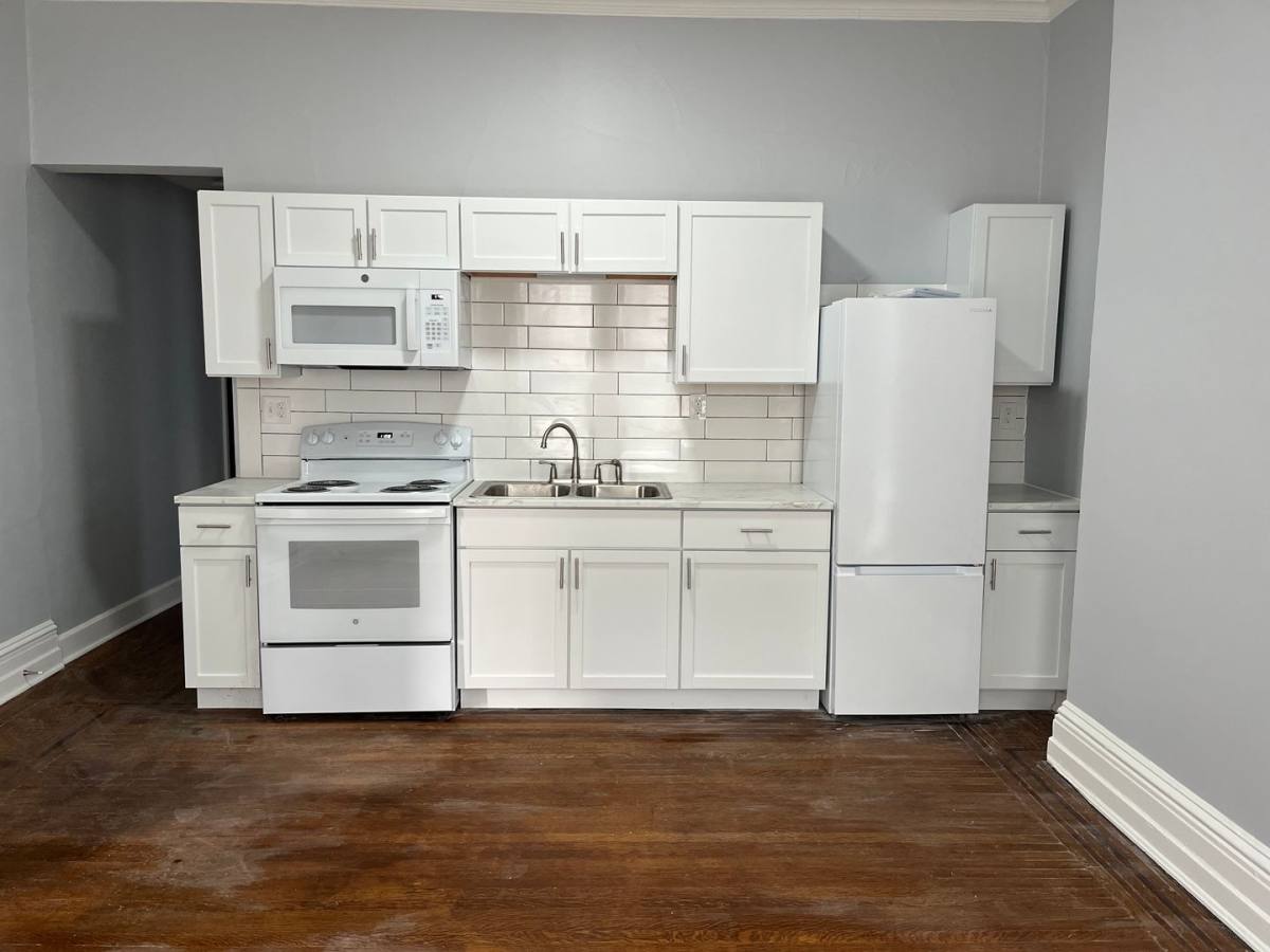 Apartment for rent at 920 Main St, Racine, WI 53403