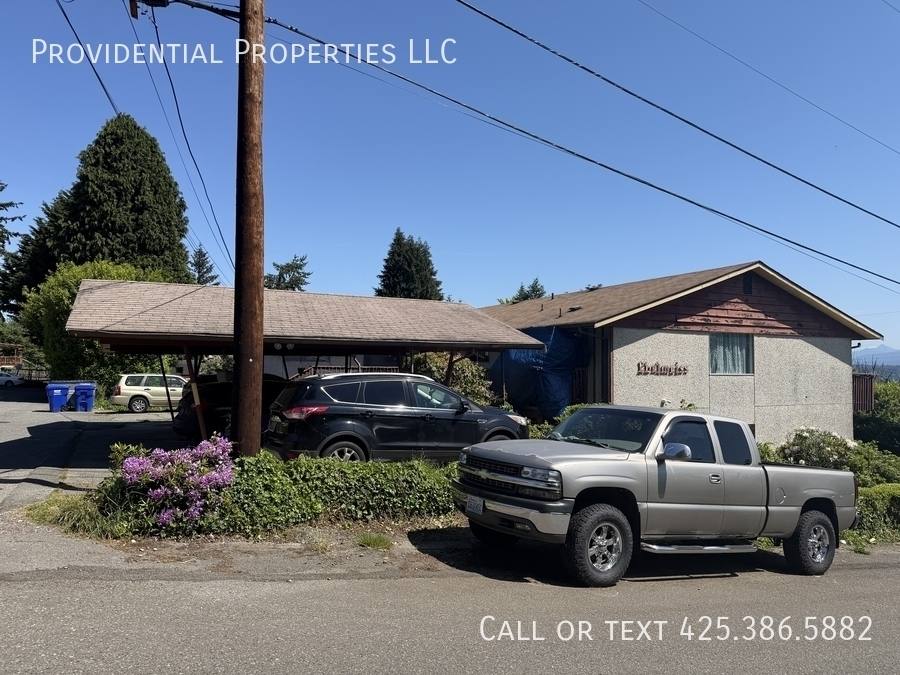 Apartment for rent at 2509 61st St SE #2, Everett, WA 98203