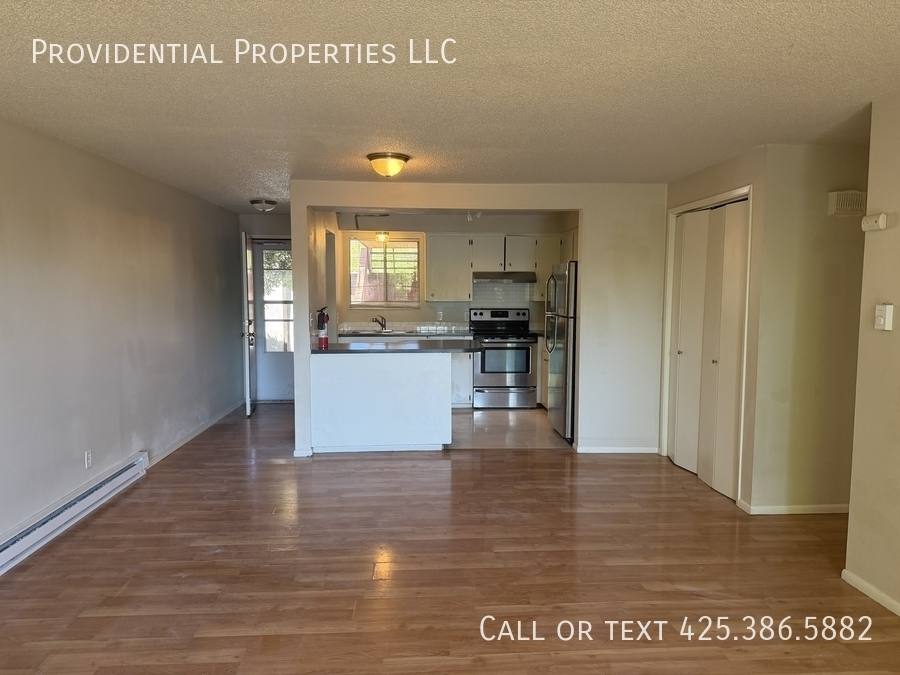 Apartment for rent at 2509 61st St SE #2, Everett, WA 98203
