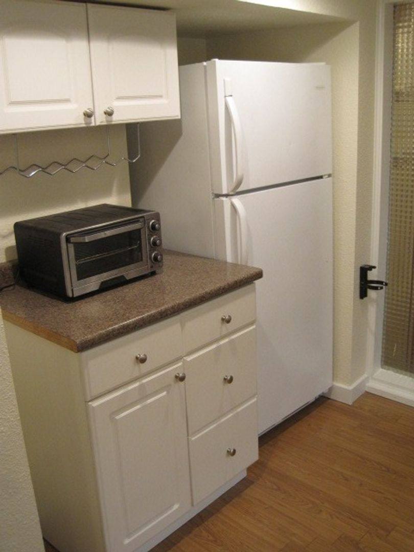Apartment for rent at 549 NE 79th, Seattle, WA 98115