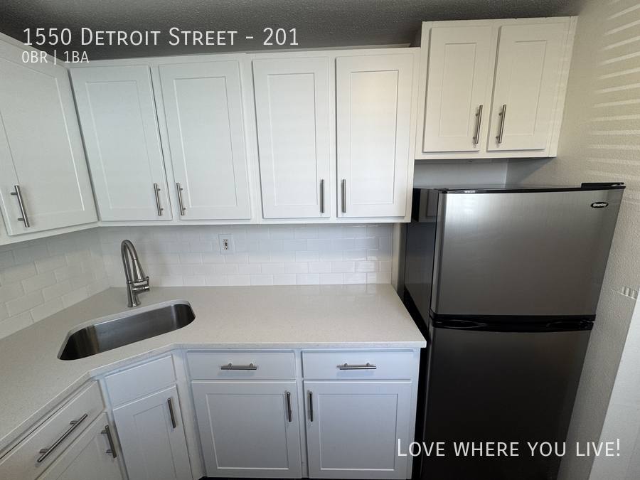 Apartment for rent at 1550 Detroit St #201, Denver, CO 80206