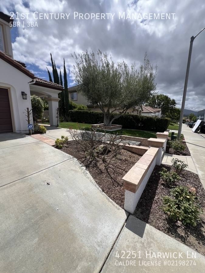 House for rent at 42251 Harwick Lane, Temecula, CA 92592