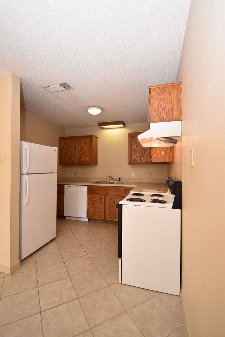 Apartment for rent at 402 W Florida Ave, Ruston, LA 71270