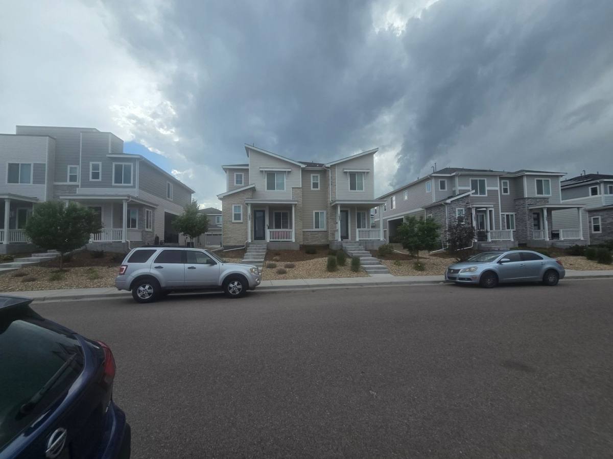Townhouse for rent at 1695 S Andes Way, Aurora, CO 80017