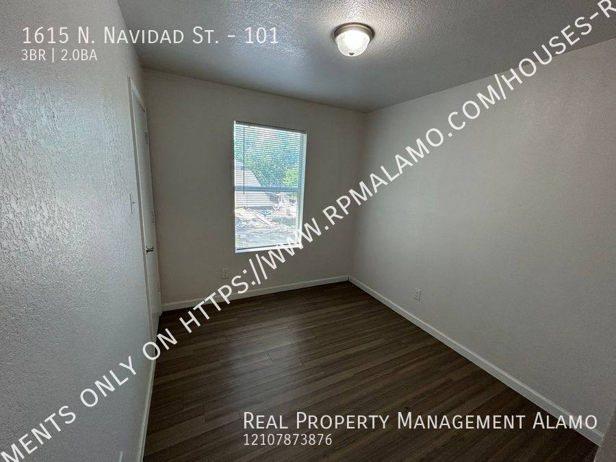 Apartment for rent at 1615 N Navidad St #101, San Antonio, TX 78201