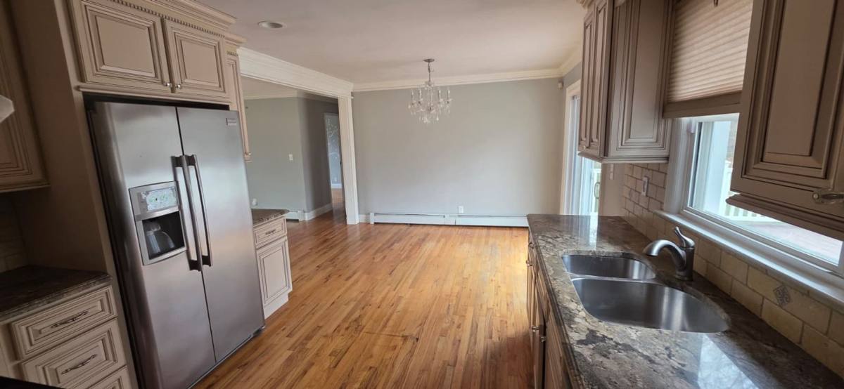 House for rent at 20 Woodmere Dr, Trumbull, CT 06611