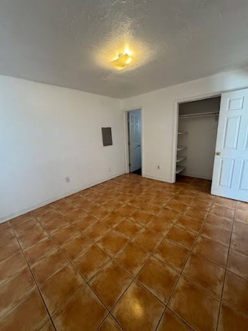 Apartment for rent at 305 Wisconsin, Albuquerque, NM 87108