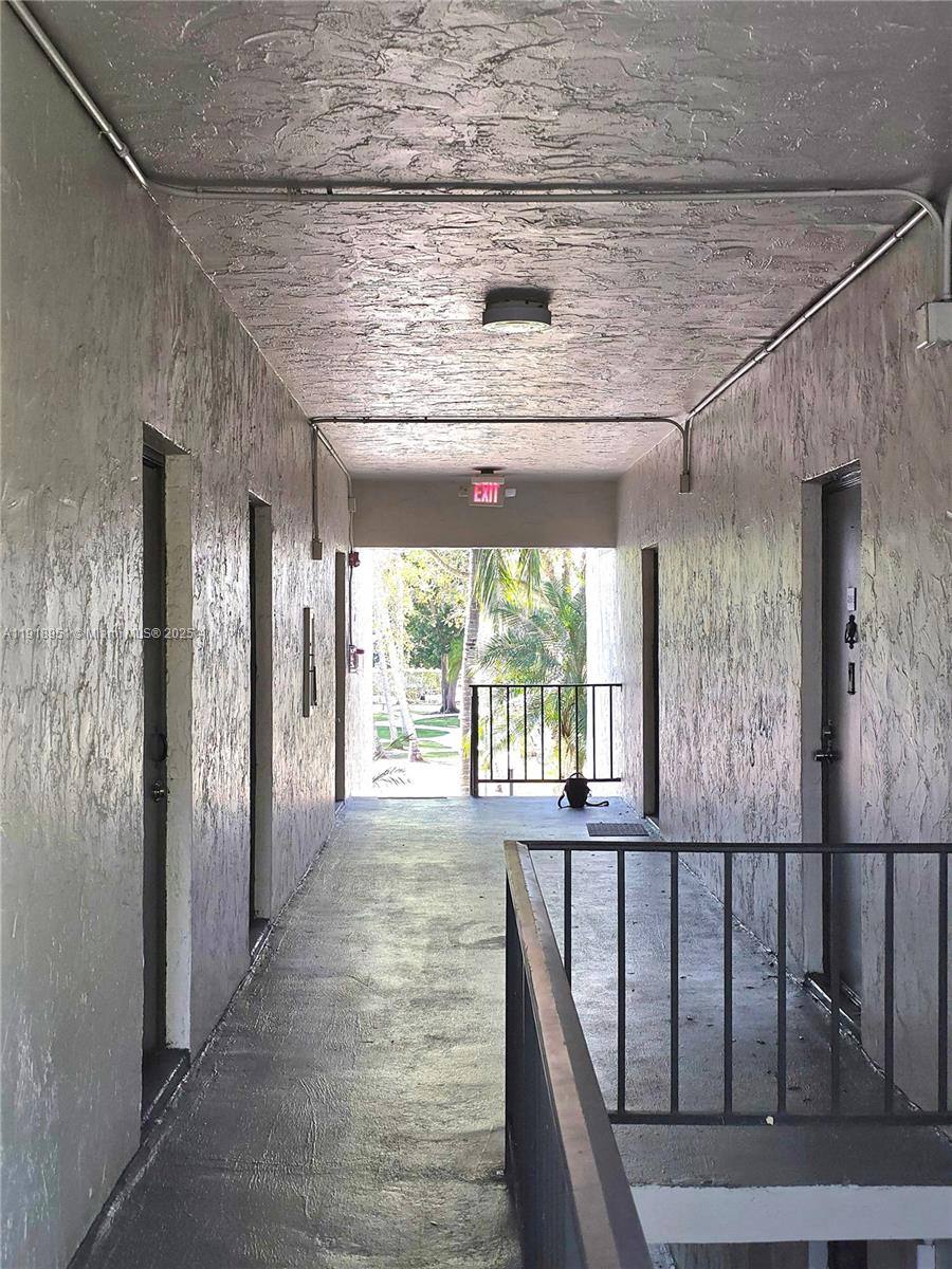 Apartment for rent at 7925 SW 104th St #7925201E, Miami, FL 33156