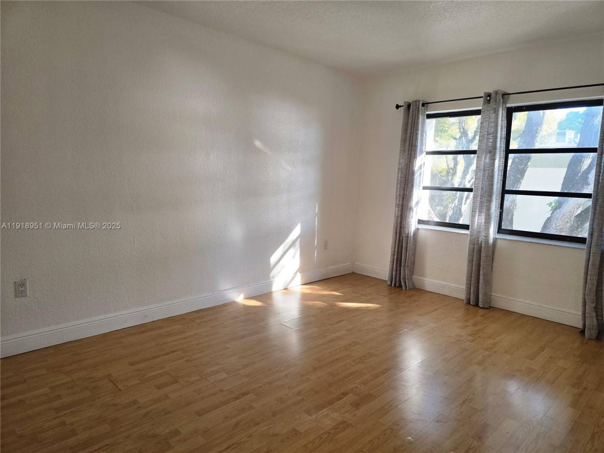 Apartment for rent at 7925 SW 104th St #7925201E, Miami, FL 33156