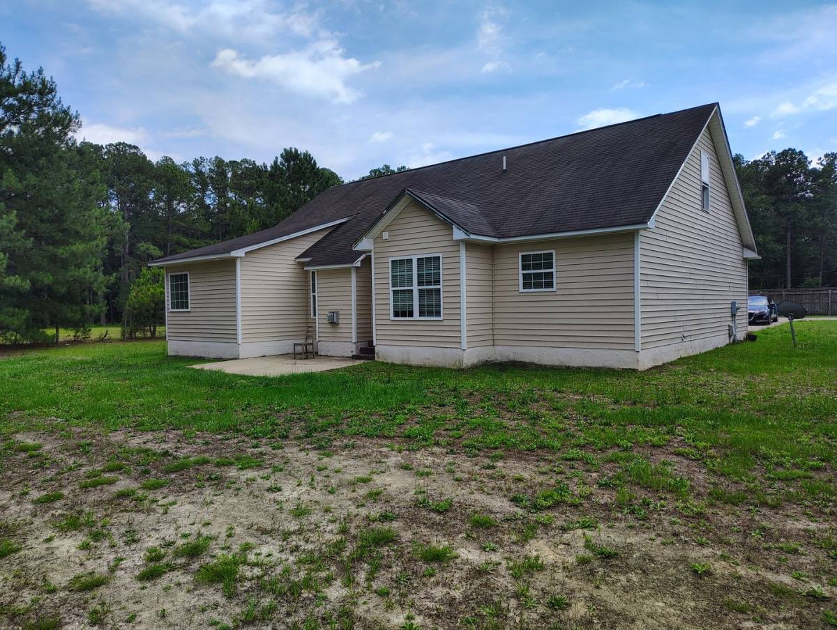 House for rent at 3507 Dundle Rd, Fayetteville, NC 28306