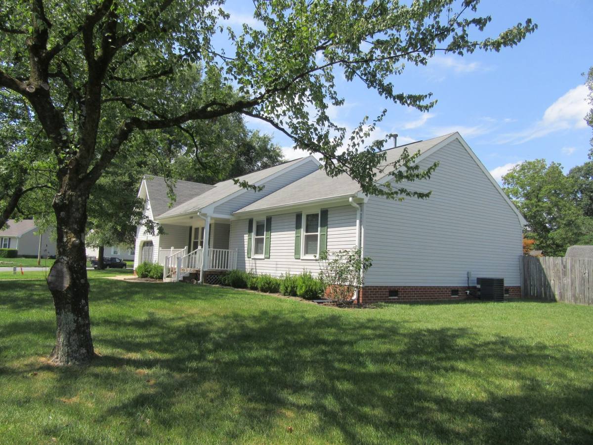 House for rent at 2400 Broadnax Circle, Chesapeake, VA 23323