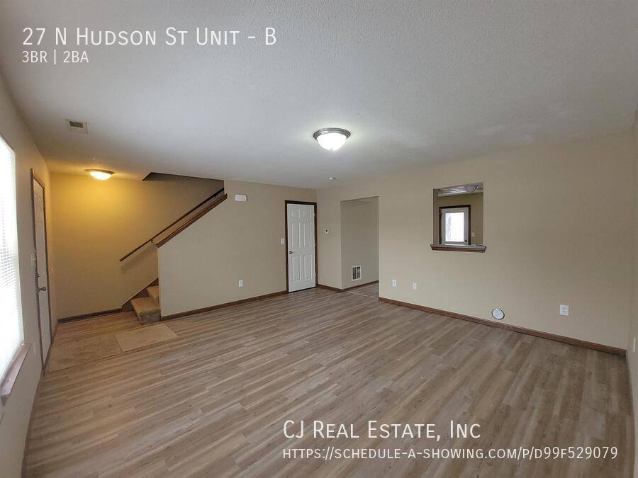 Townhouse for rent at 27 N Hudson St #B, Buckner, MO 64016