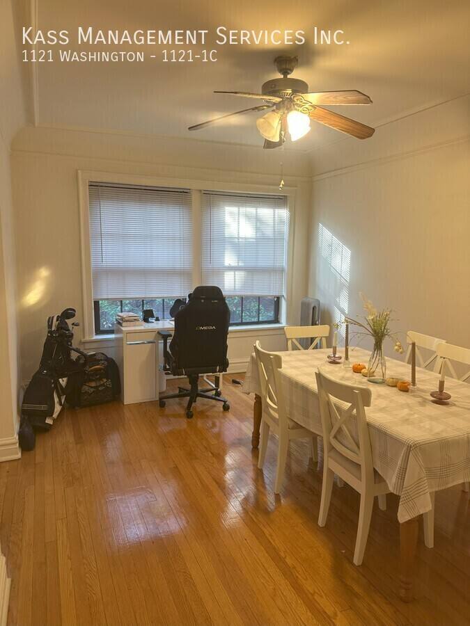 Apartment for rent at 1121 Washington #1C, Oak Park, IL 60302