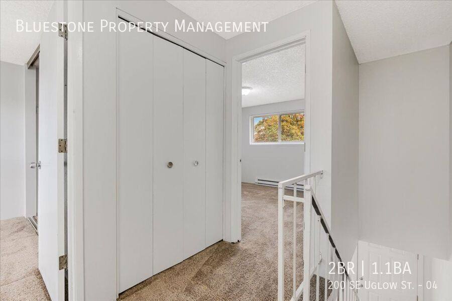 Apartment for rent at 200 SE Uglow St #4, Dallas, OR 97338