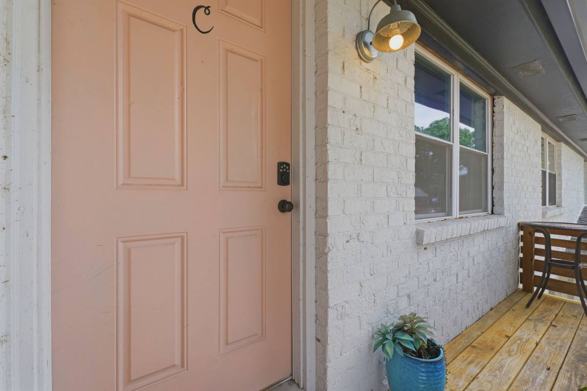 Apartment for rent at 4619 Jenkins Ave, North Charleston, SC 29405