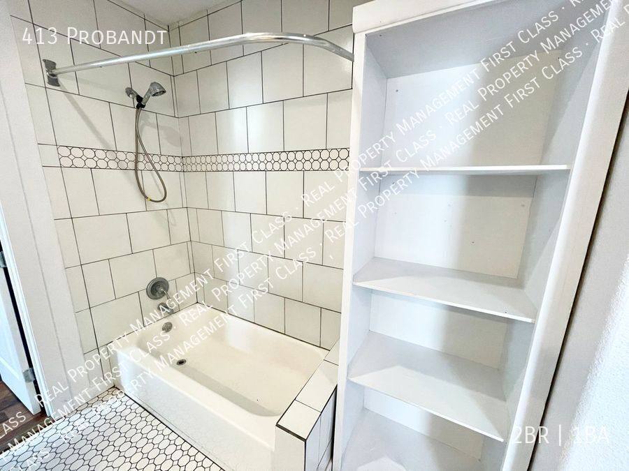 House for rent at 413 Probandt, San Antonio, TX 78204