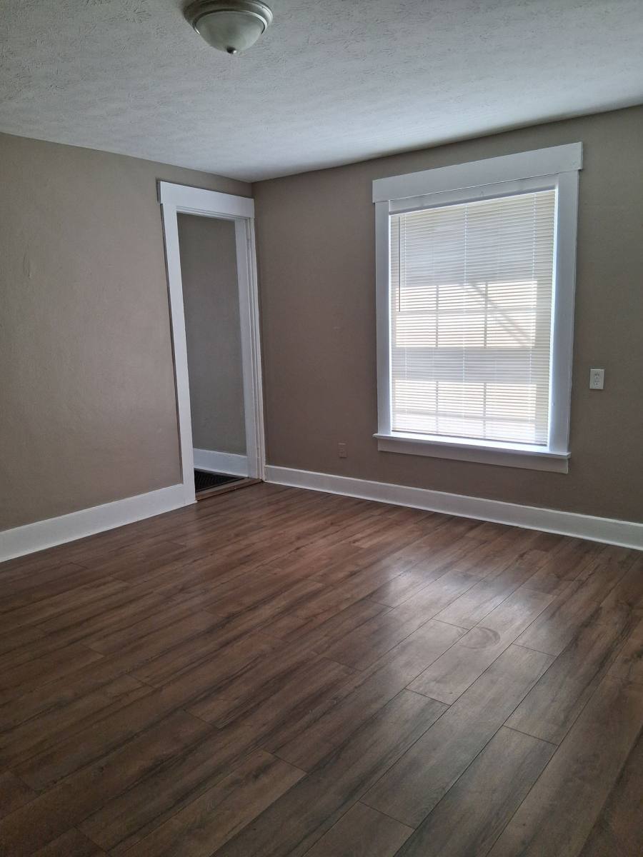Townhouse for rent at 121 S Fifth St, Miamisburg, OH 45342