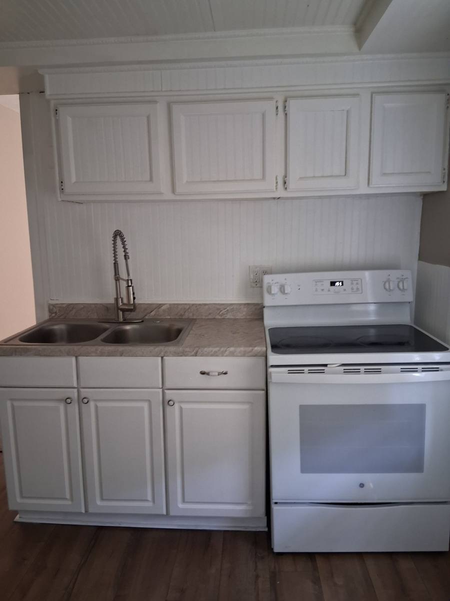 Townhouse for rent at 121 S Fifth St, Miamisburg, OH 45342