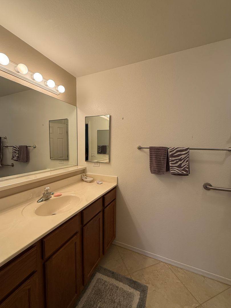 House for rent at 2460 Hummingbird Lane #101, Lake Havasu City, AZ 86403