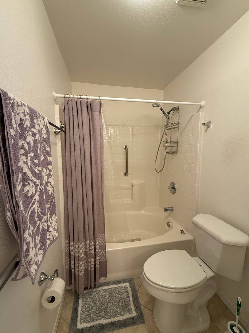 House for rent at 2460 Hummingbird Lane #101, Lake Havasu City, AZ 86403