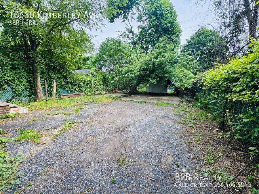 House for rent at 10630 Kimberley Ave, Cleveland, OH 44108
