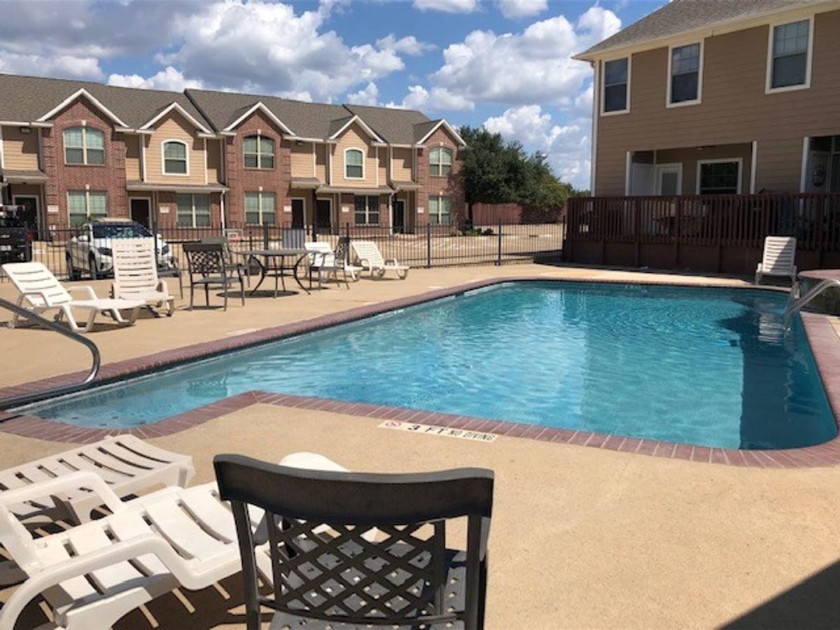 Apartment for rent at 1000 Spring Loop, College Station, TX 77840