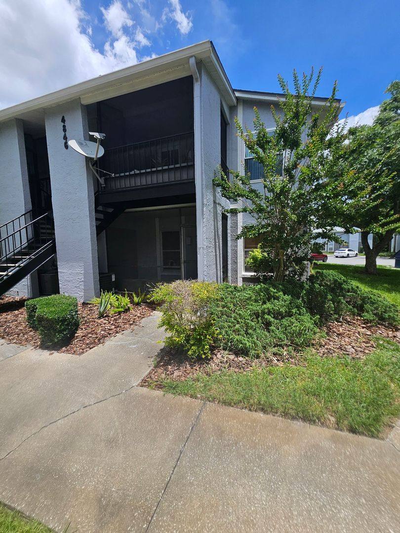 Condo for rent at 4846 S Semoran Ave, Orlando, FL 32822