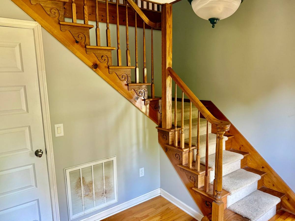 House for rent at 3053 Woodale Circle, Seneca, SC 29678