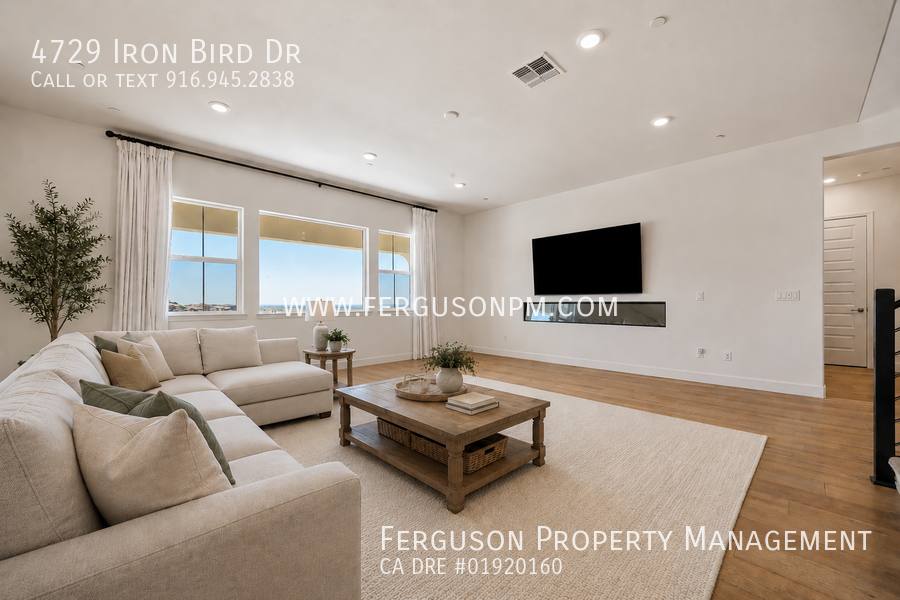 House for rent at 4729 Iron Bird Dr, Folsom, CA 95630