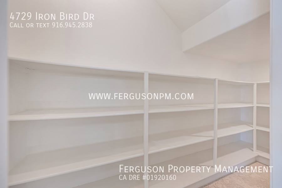 House for rent at 4729 Iron Bird Dr, Folsom, CA 95630