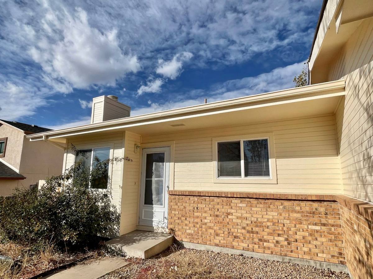House for rent at 2110 Ambleside Dr, Colorado Springs, CO 80915