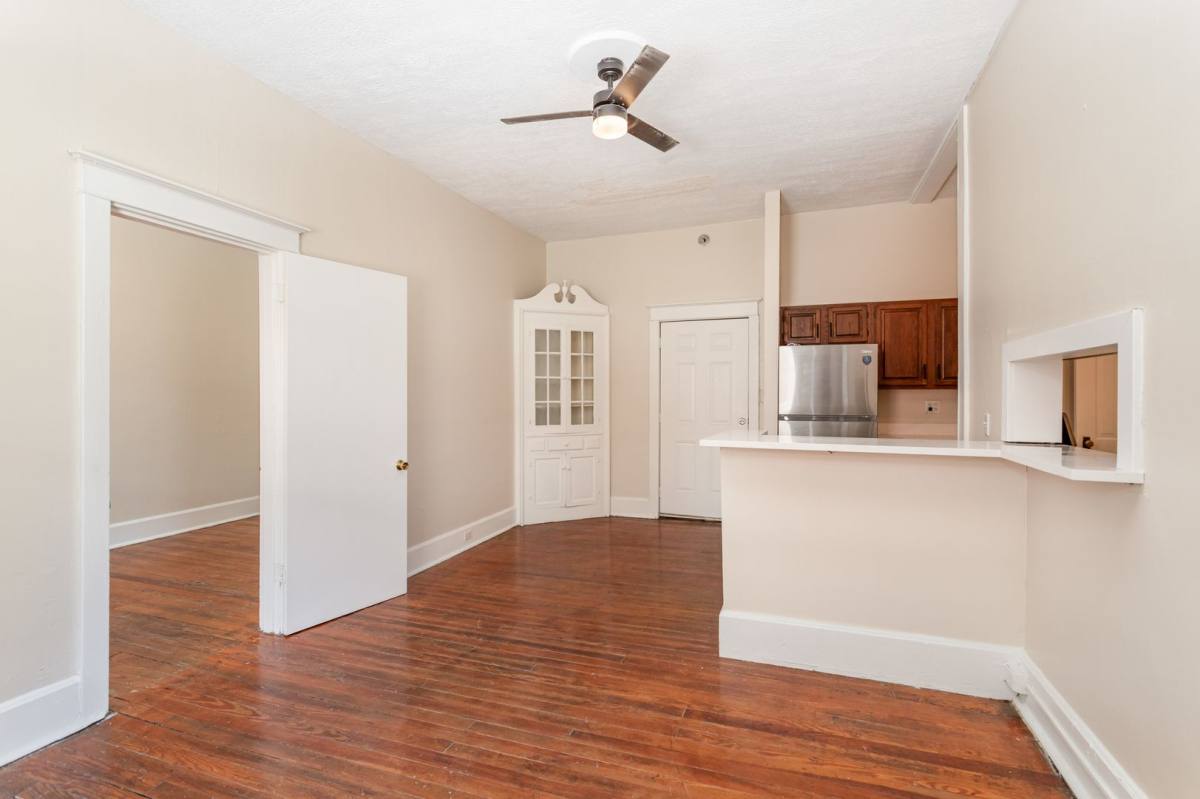 Apartment for rent at 32 W High St, Carlisle, PA 17013
