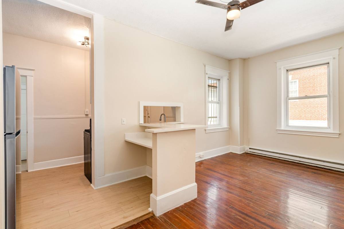 Apartment for rent at 32 W High St, Carlisle, PA 17013