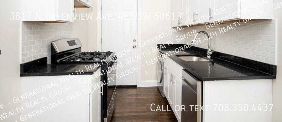 Apartment for rent at 3817 N Greenview Ave #3W, Chicago, IL 60613