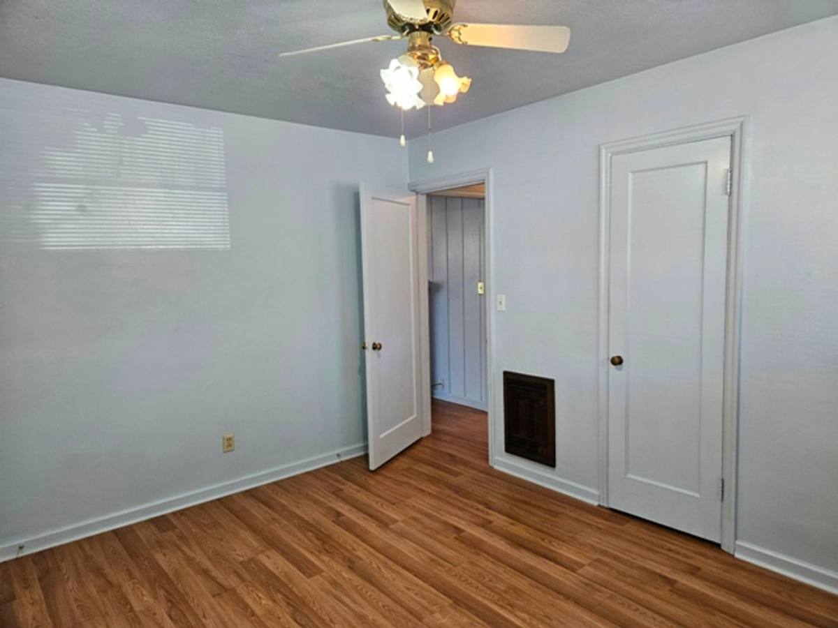 Apartment for rent at 1460-1462 Trade St SE, Salem, OR 97301