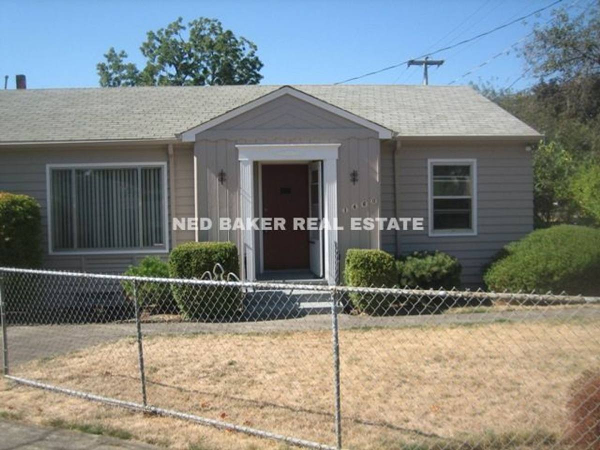 Apartment for rent at 1460-1462 Trade St SE, Salem, OR 97301