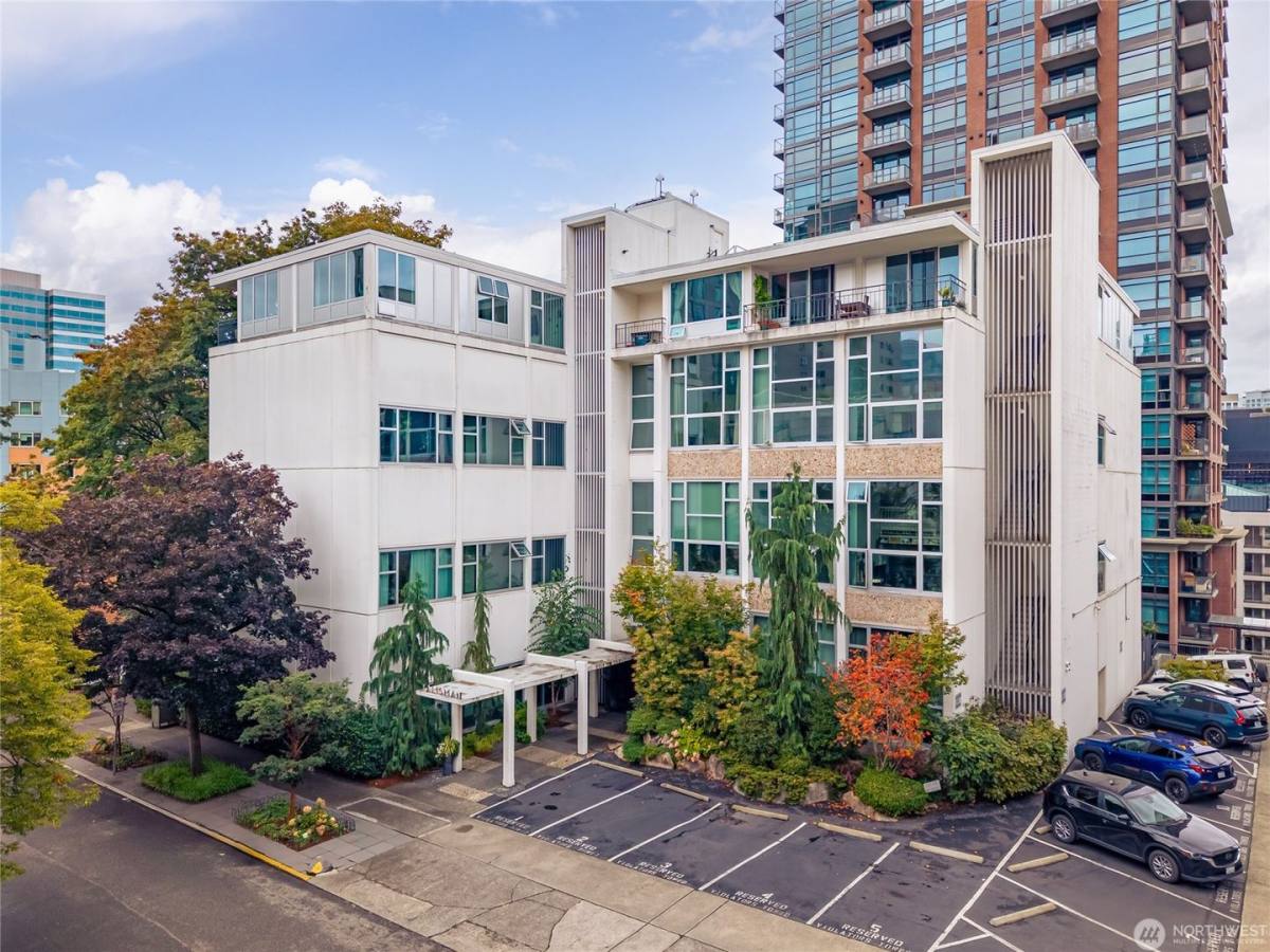Apartment for rent at 1000 Union St #401, Seattle, WA 98101