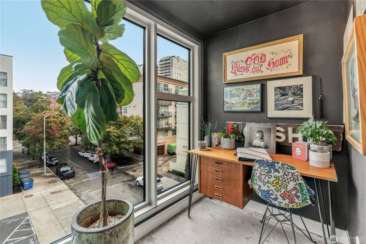 Apartment for rent at 1000 Union St #401, Seattle, WA 98101