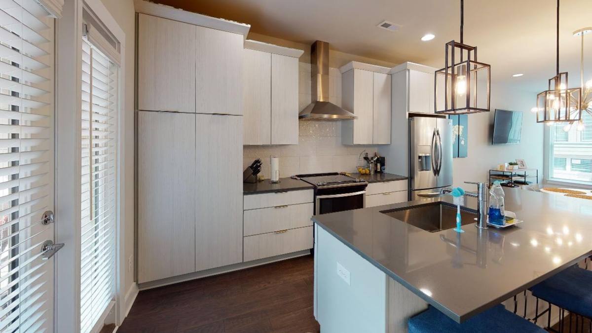 Townhouse for rent at 244 Uptown W Dr, Charlotte, NC 28208