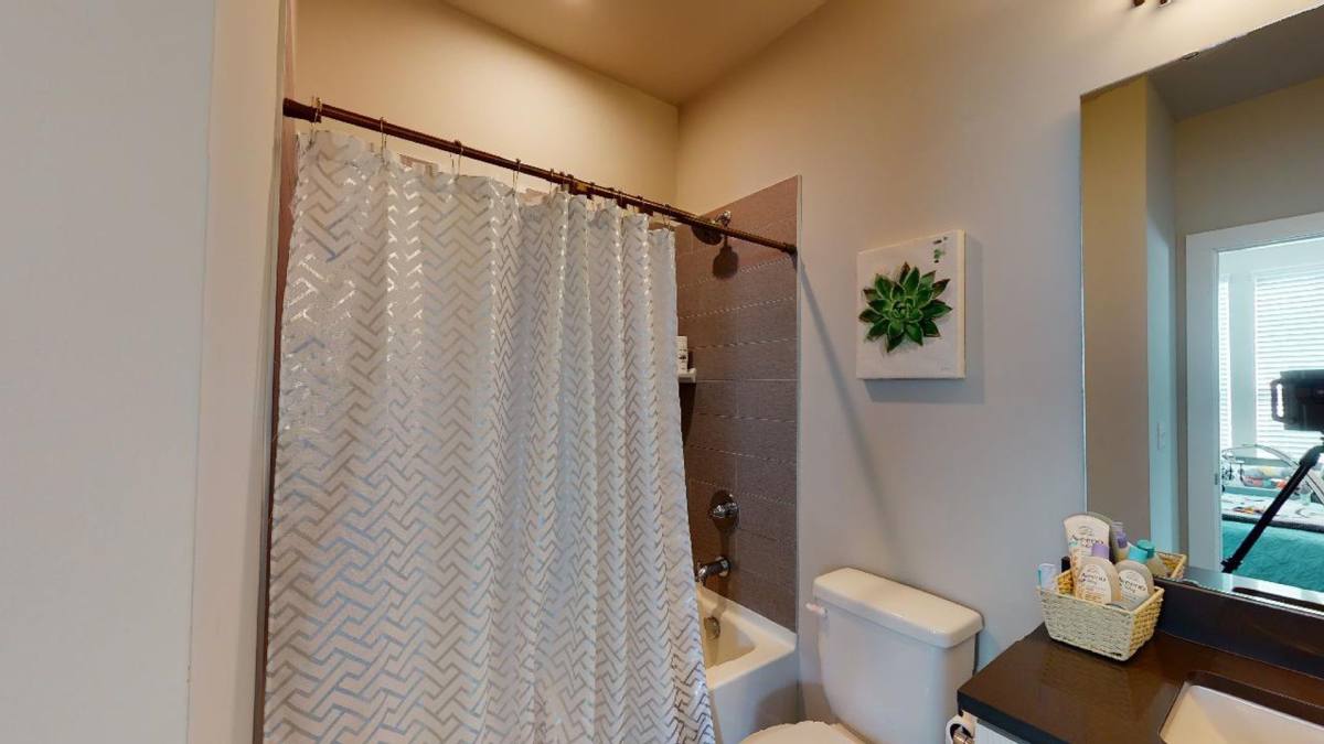 Townhouse for rent at 244 Uptown W Dr, Charlotte, NC 28208