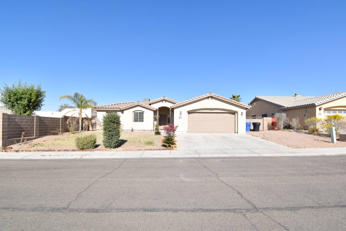 House for rent at 11766 E Alpha Way, Yuma, AZ 85367