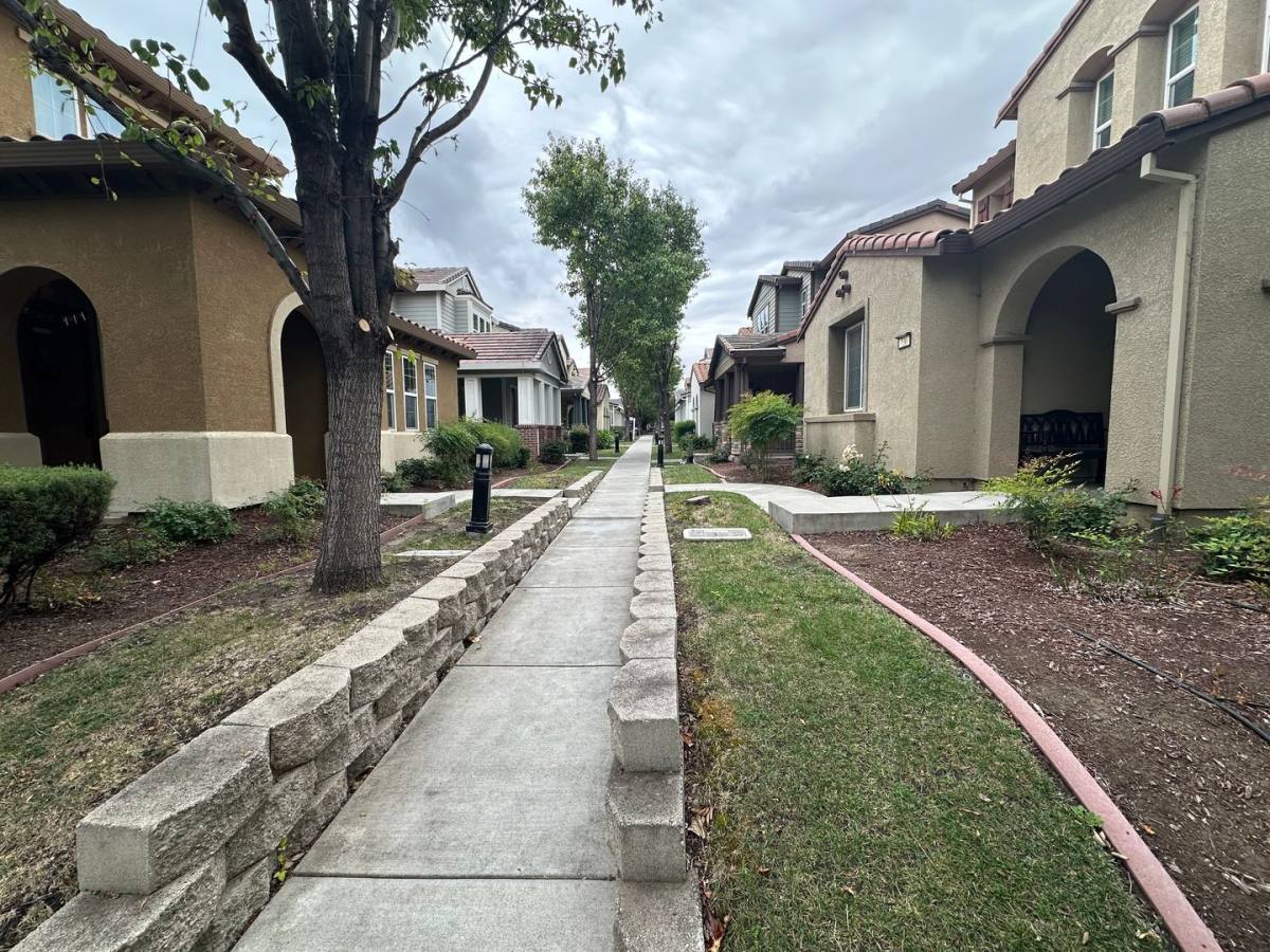 House for rent at 725 N Claret Lane, Tracy, CA 95391