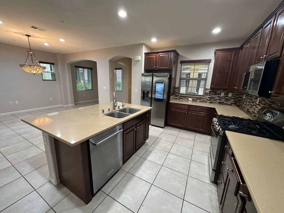 House for rent at 725 N Claret Lane, Tracy, CA 95391