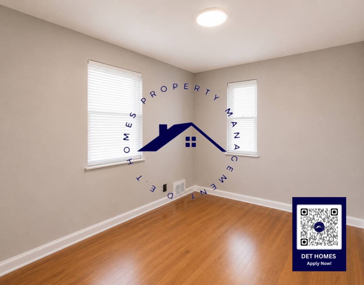 Townhouse for rent at 17550 2nd Ave, Highland Park, MI 48203