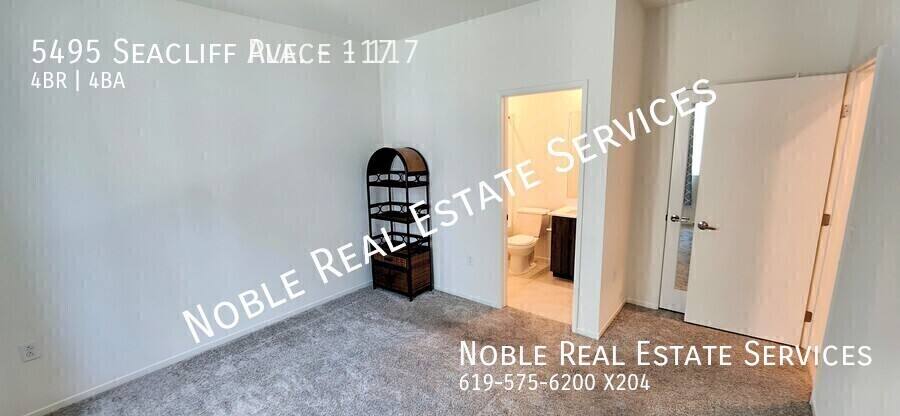 Townhouse for rent at 5495 Seacliff Place #117, San Diego, CA 92154